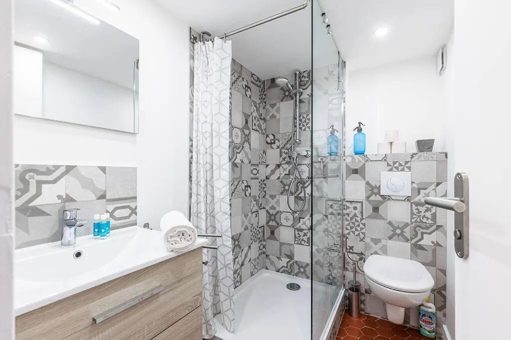 Prefecture 15 - Old Town Duplex 2 Doubles Beds 0*, ניס צרפת