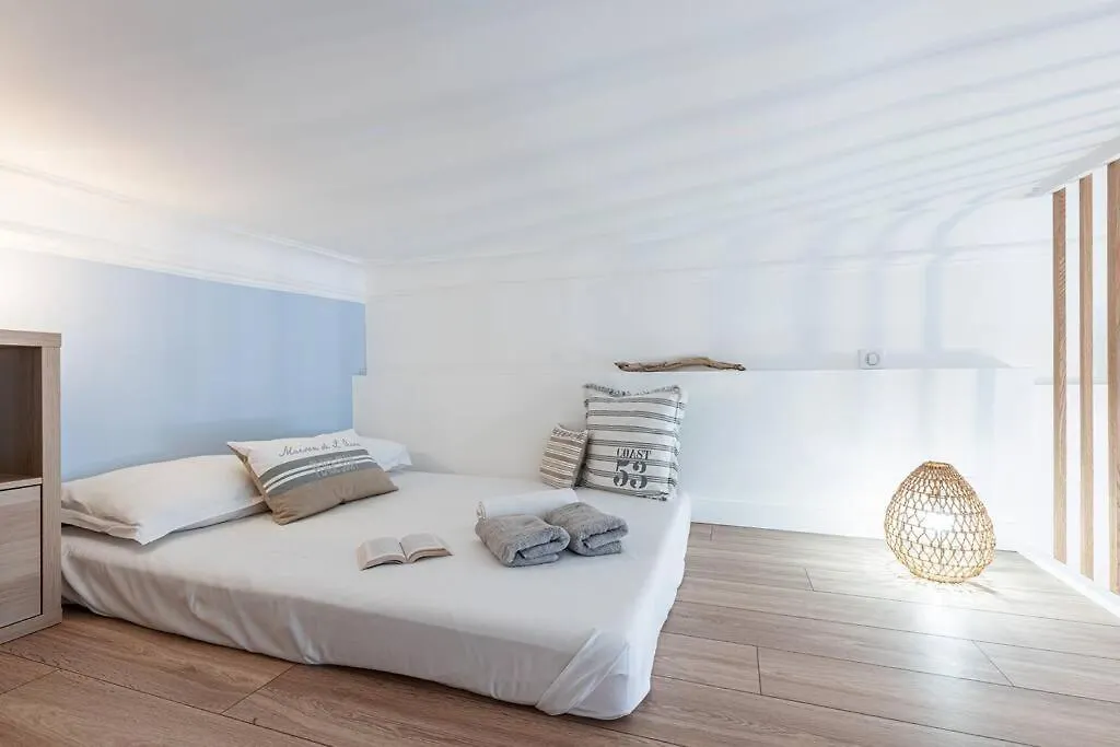 Prefecture 15 - Old Town Duplex 2 Doubles Beds 0*, ניס